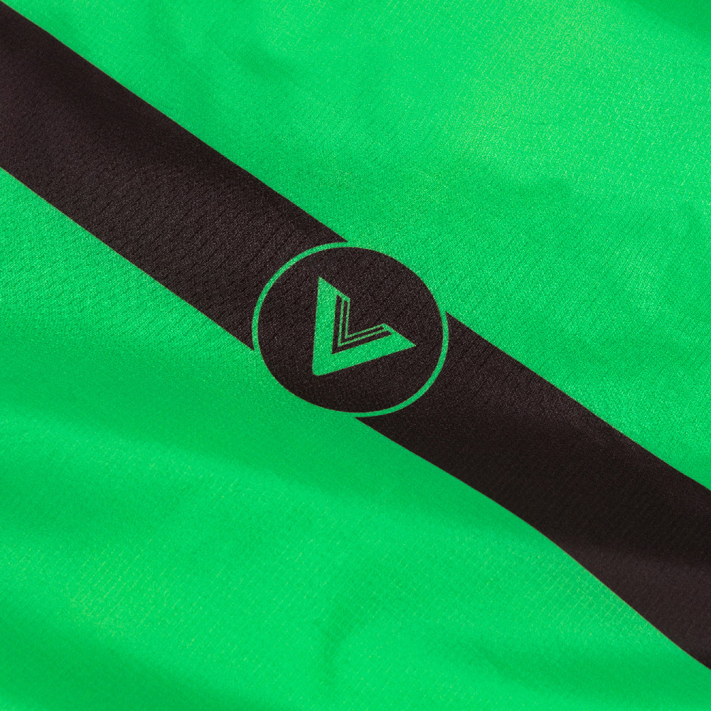 Vast Logo Poncho