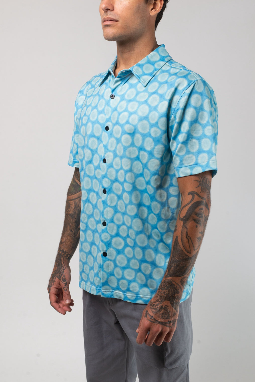 Aqua Terra Mid Century Modern Tech Button Up