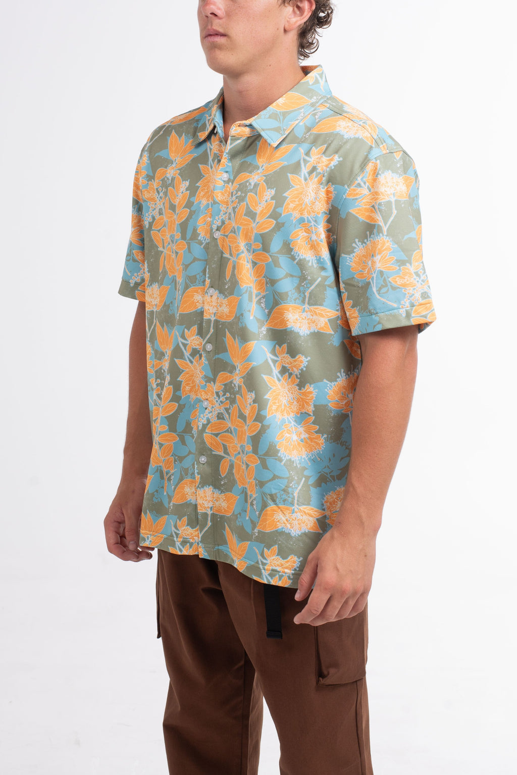 Ode to the Islands Button Up