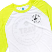 Medallion Raglan